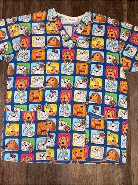 Vintage colorblock dog and cat scrub top with pockets